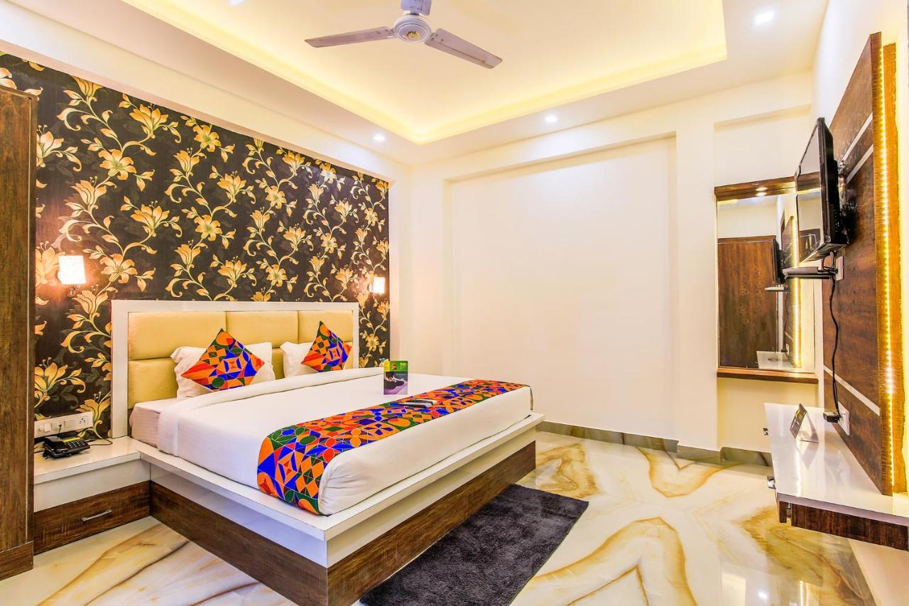 Fabhotel Star Of Taj Restobar Fatehabad Road Agra (Uttar Pradesh) Exterior foto